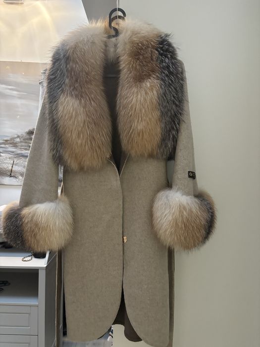 Palton nou de blana marimea S