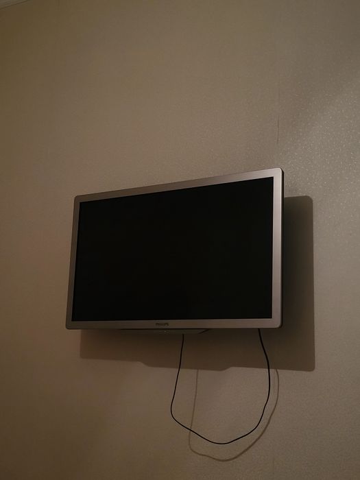 Телевизор PHILIPS