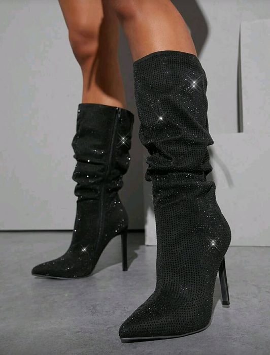 Ботуши с камъни  нови