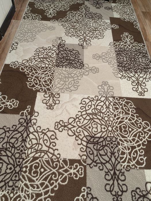 Продам палас, чистый 1.5*4.5