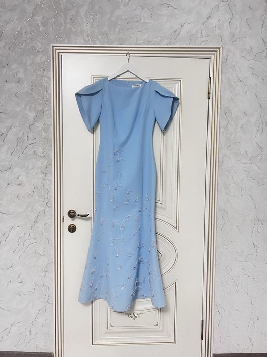 Двойка и платье продается