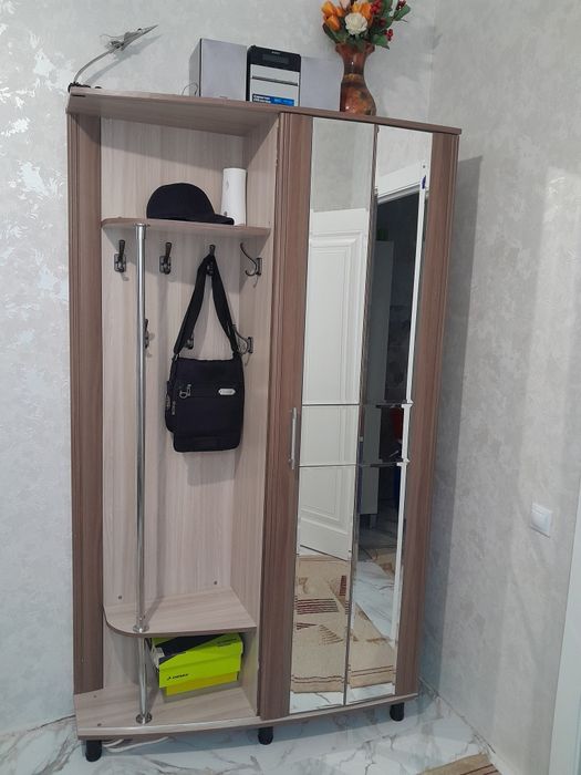 Продам мебель для прихожей