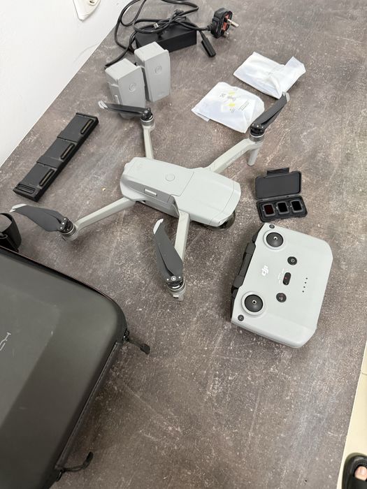 Dji air 2 fly more combo