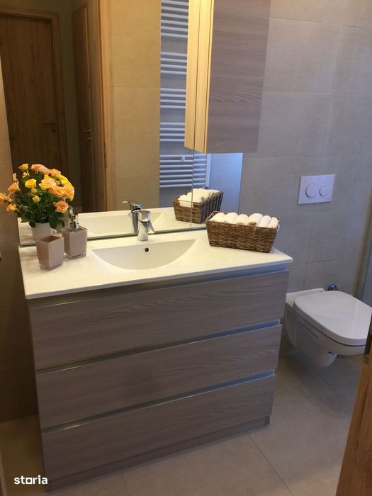 Apartament 2 camere, balcon, Tractorul, Brașov