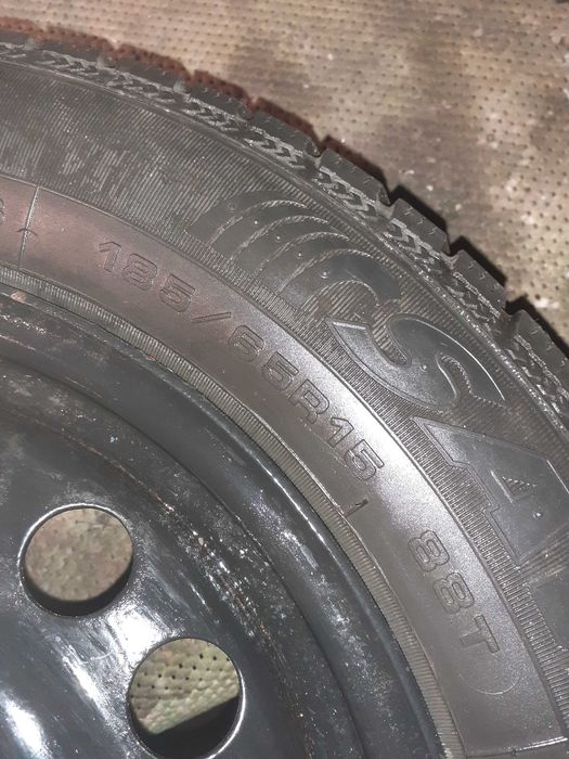 Se vinde un set de roti