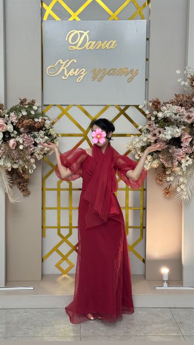 Продаю Вечерние платья