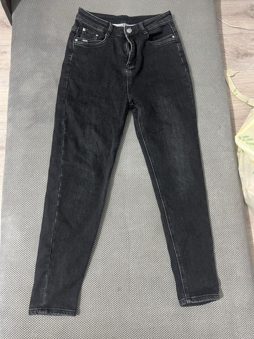 Продам каждую по 2000т