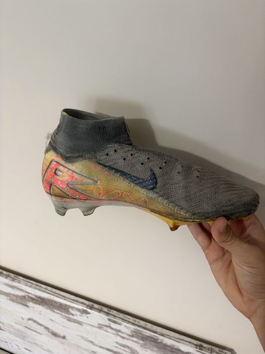 Елитни Професионални Бутонки Nike Mercurial 40.5 номер