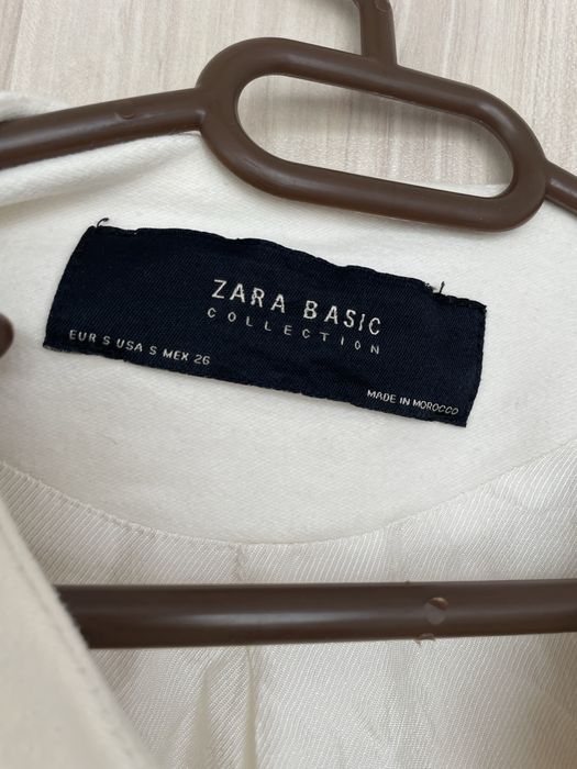 Бяло сако Zara