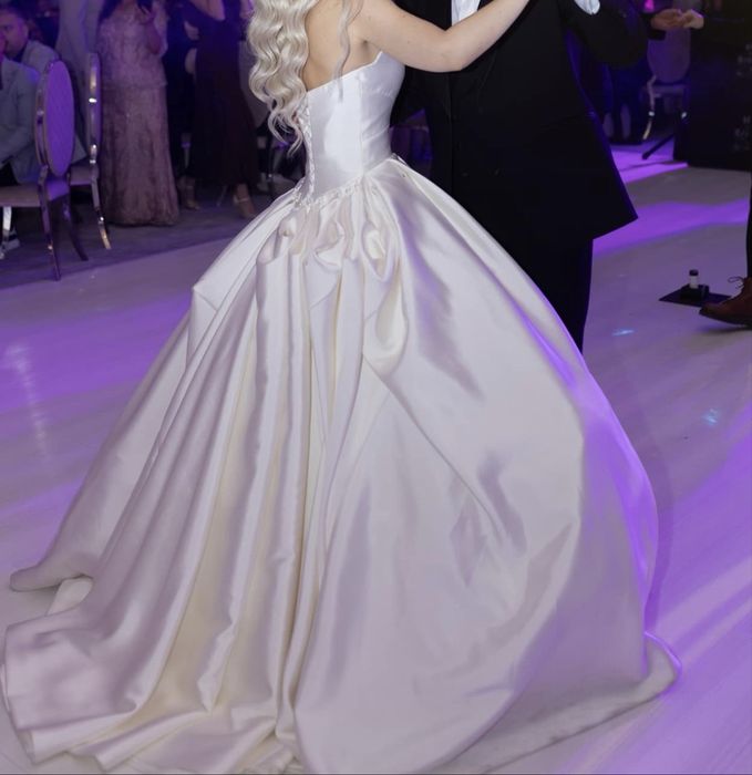 Rochie Mireasa Printesa Aryanna Karen