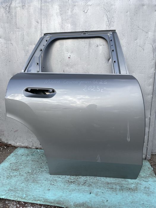 Задна дясна врата за Mini Countryman U25 Мини Кънтримен У25  2023г-