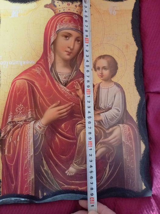 Ръчно изработена икона от дърво