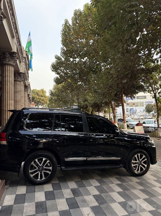Land Cruiser 200