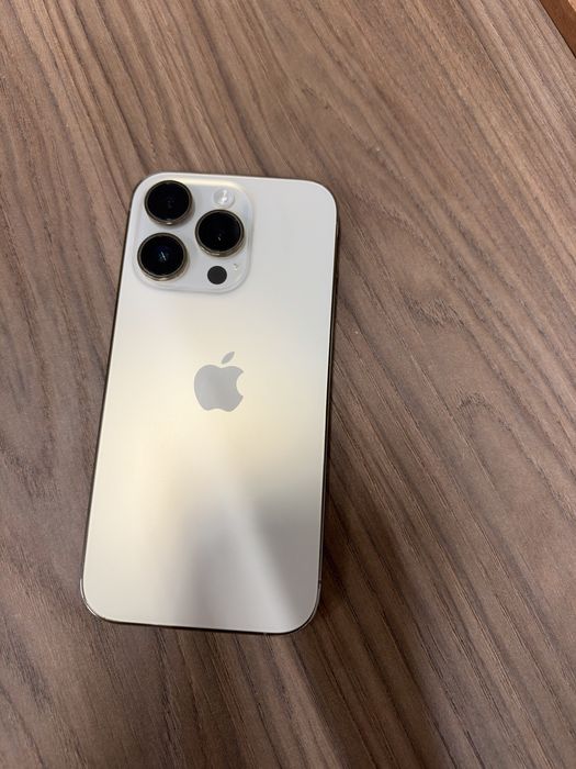 Продаю Iphone 14 Pro 256 гб