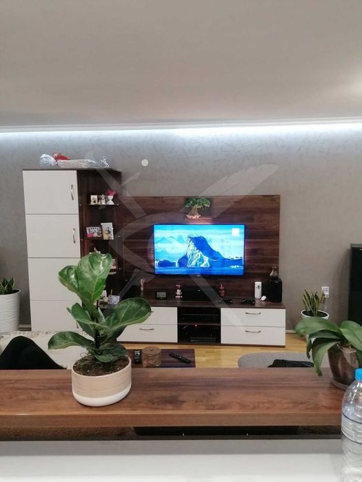 Продава се Тристаен апартамент в Пловдив, Център - 116 кв.м за 1923 €/кв.м - Снимка #1