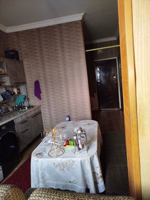 Срочно продается квартира кадышева 1/8/9