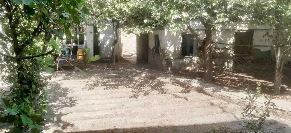 Домик 36 км² с участком 4 сот (центр Ферганы)