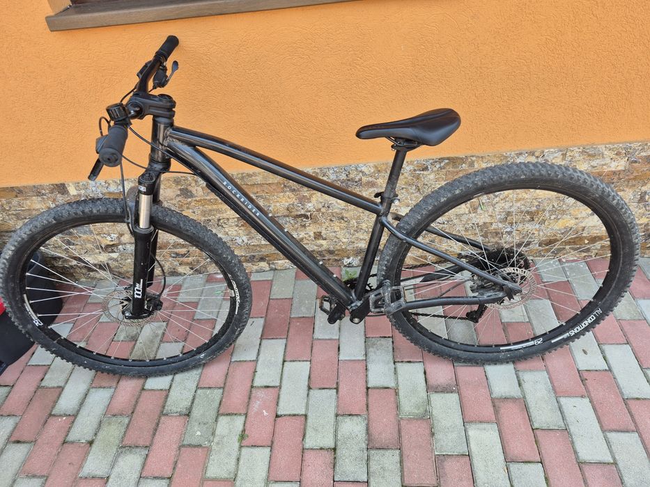Vând bicicletă rockrider