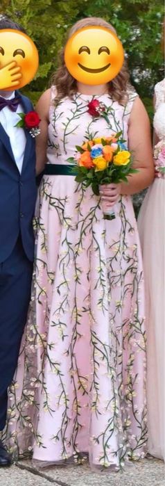 Vand rochie ocazie