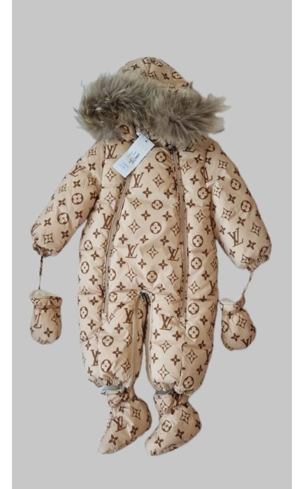 Зимний комбинезон