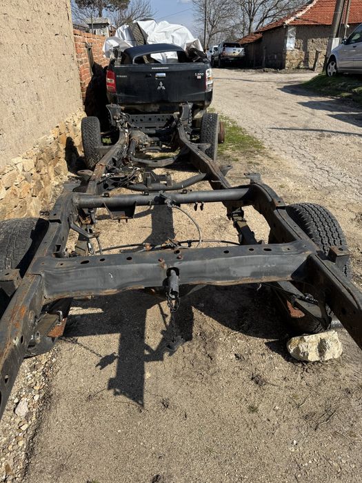 Рама Шаси с документи за Мицубиши Л200