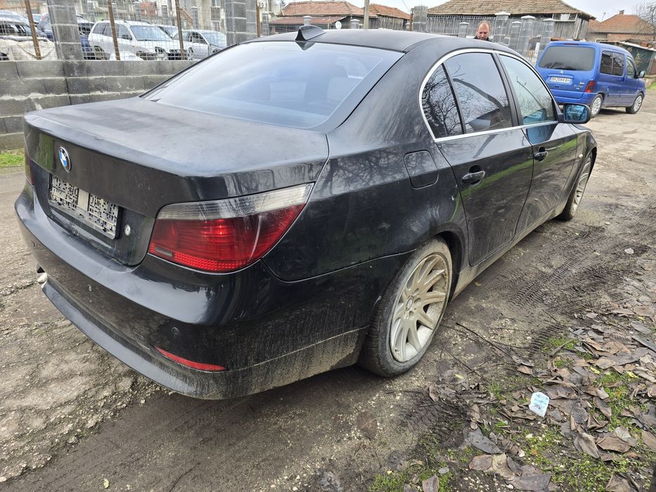 Продавам бмв е60 на части