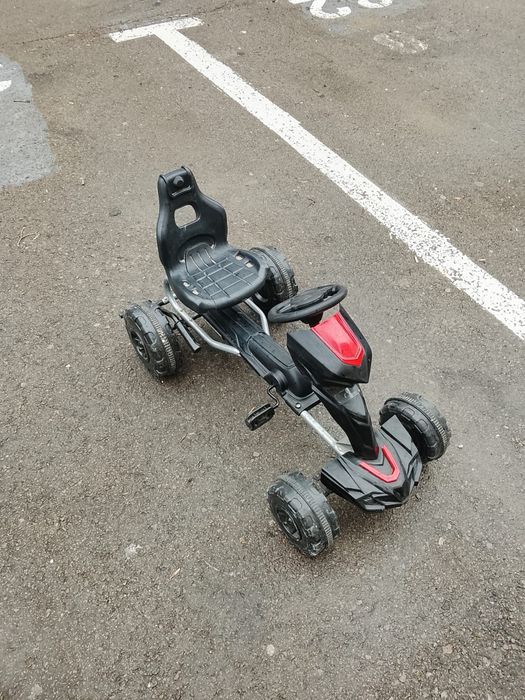 Go-kart cu pedale