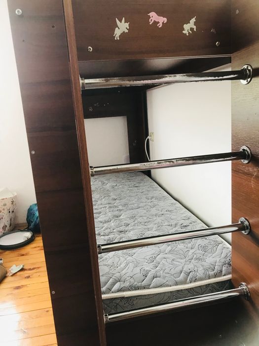 Масивно двуетажно легло