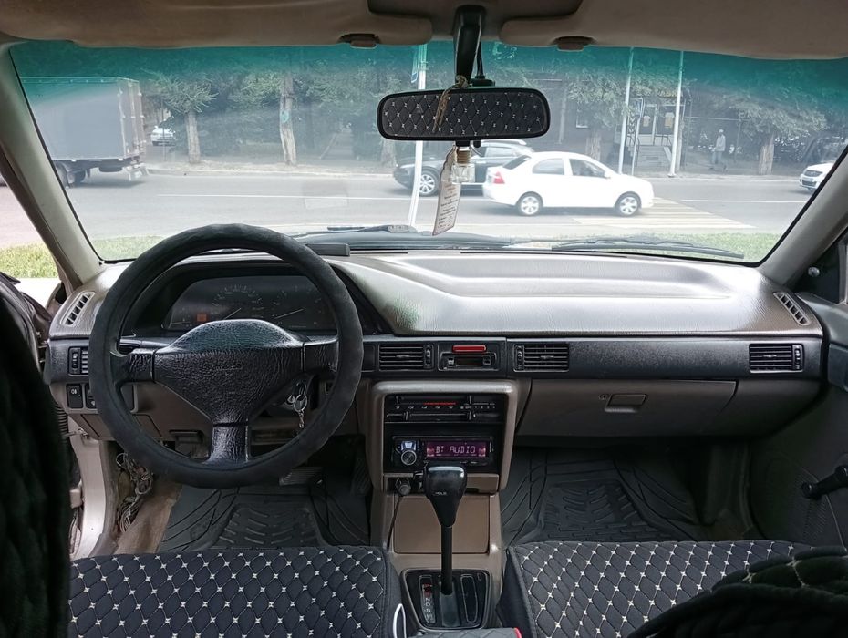 Mazda 323 срочно продается