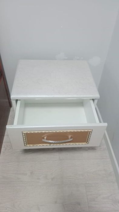 Продам Тумбочки недорого