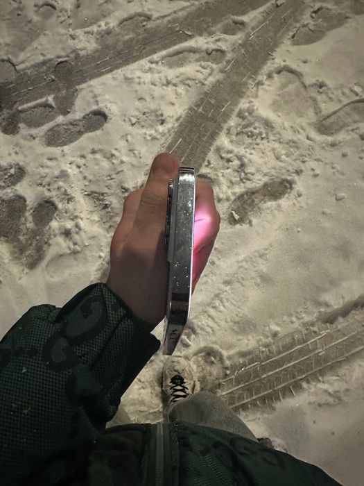 Айфон 14 про Макс на 1 терабайт коробка есть