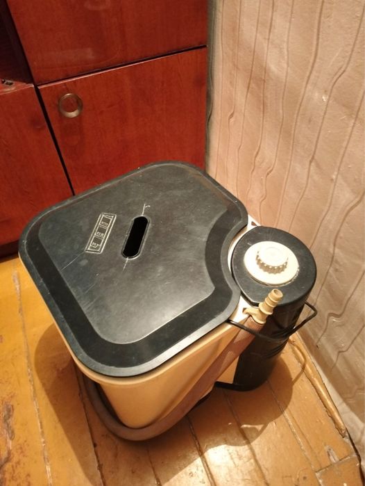 Продам стиральную машину