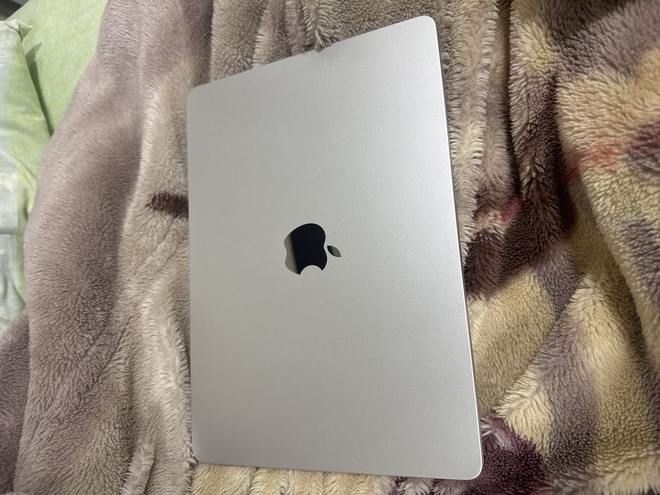 Macbook Air M4 16/256 13-inch