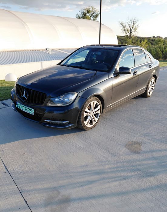 Mercedes C200 W204 Facelift
An Fabricatie 10/2012 
Km reali si verific