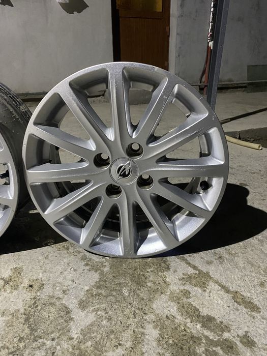 Cobalt diska R15 sotiladi