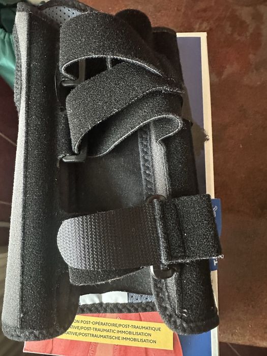 Orteză  pentru mână