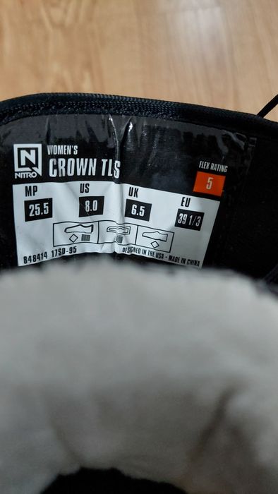 Дамски сноуборд обувки Nitro Crown TLS 39⅓,