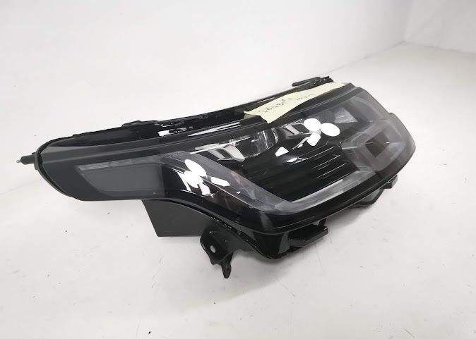 Фар Дясно оригинално НОВ Вог Ленд Роувър / Far Desno origilano NOV Vog