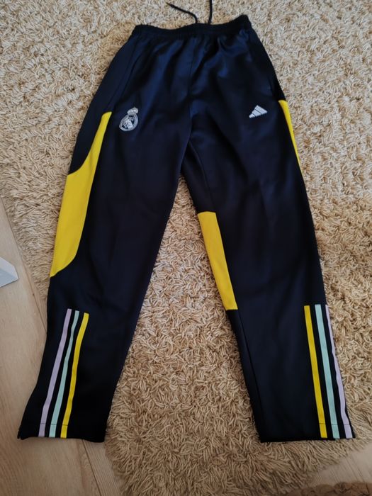 Pantaloni real Madrid