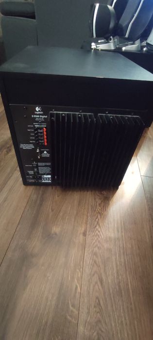 Logitech z5500  505 w