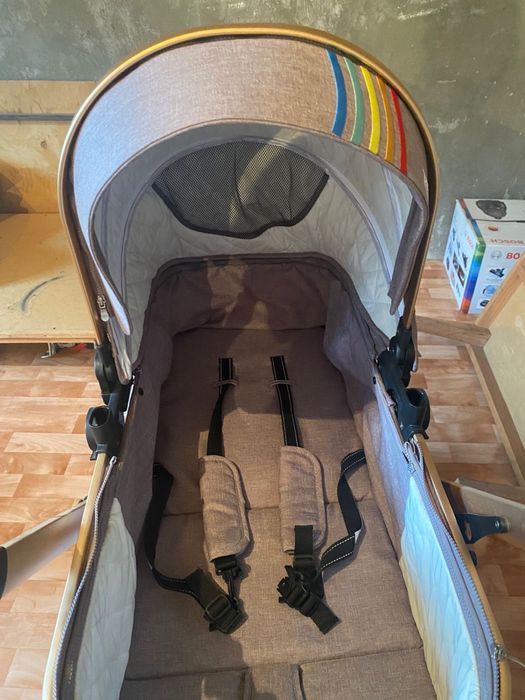 Продам коляску в отл состояний