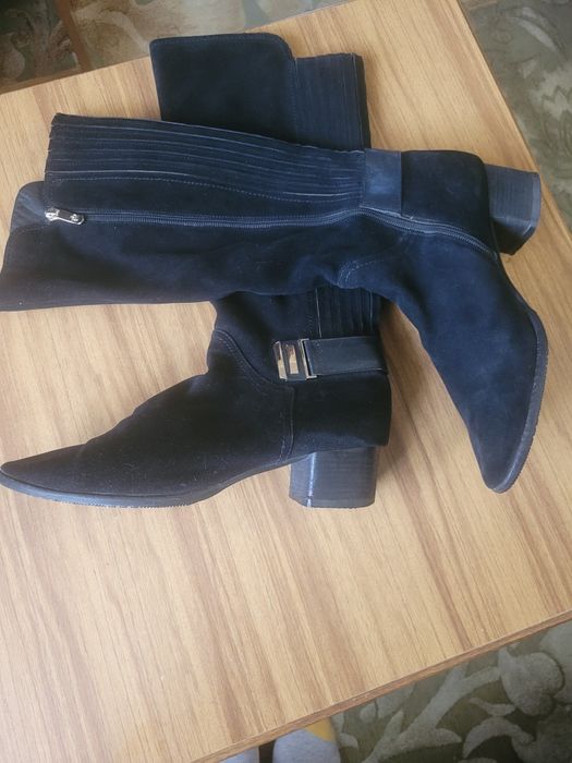 Продам сапоги замша
