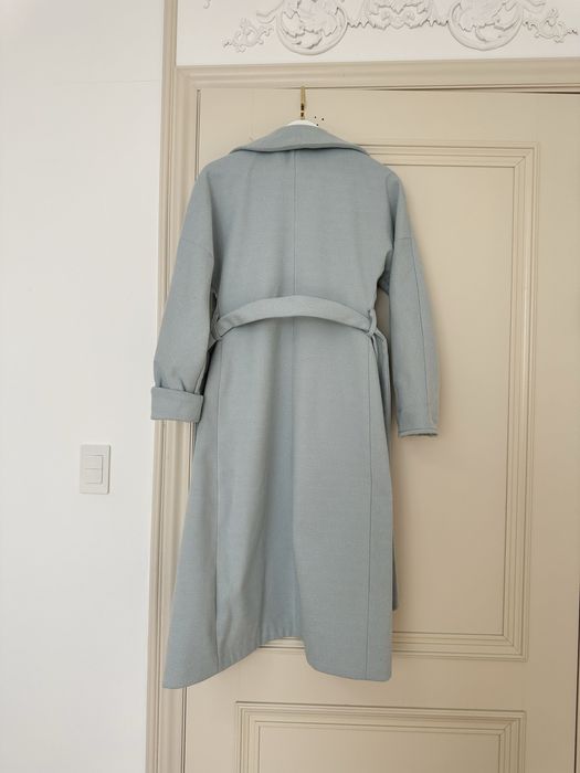 Продам осенние пальто