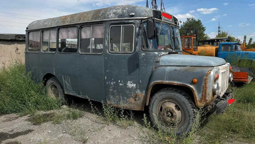 КАВЗ 3271, 1991 года выпуска