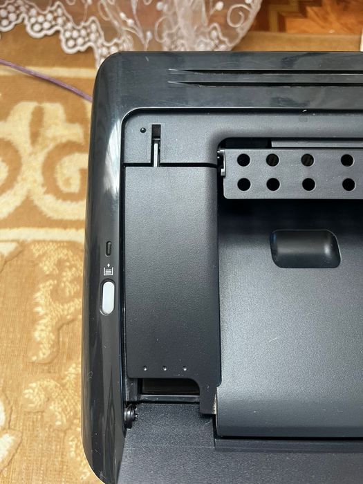 Продам Принтер Canon i-SENSYS LBP3010B