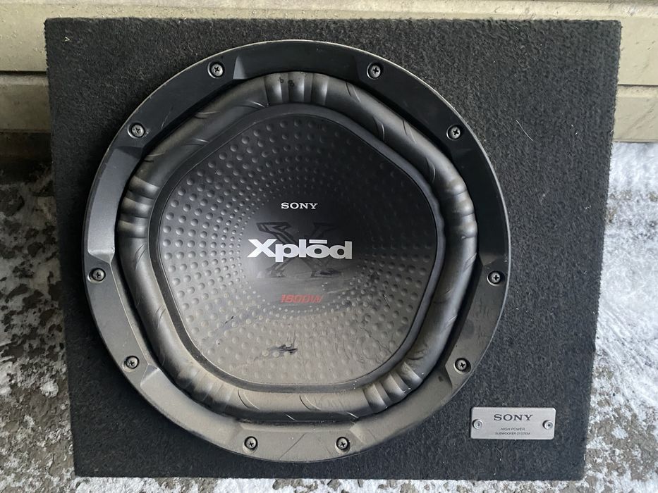 Продам Сабвуфер SONY