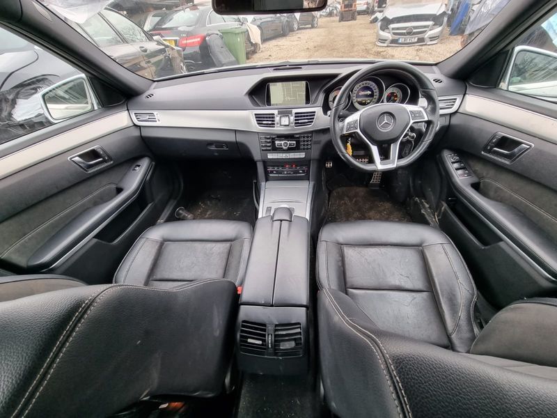 Mercedes E220 AMG пакет W212 facelift на части