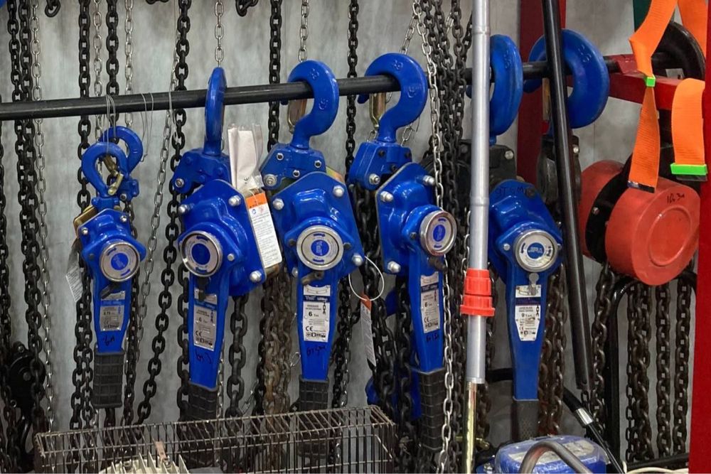 Таль тал лебедка Yall , Yook