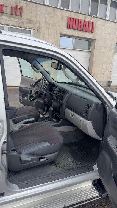 Продам Машину 2003год