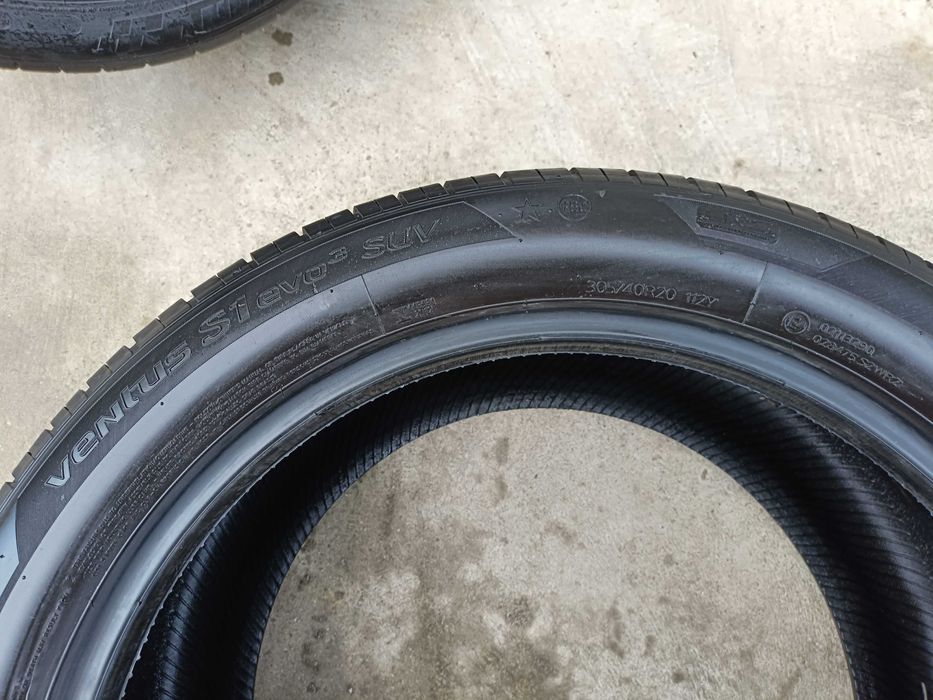 Doua anvelope vara 305 40 20 hankook ventus S1 evo 3 run flat 7,5 mm